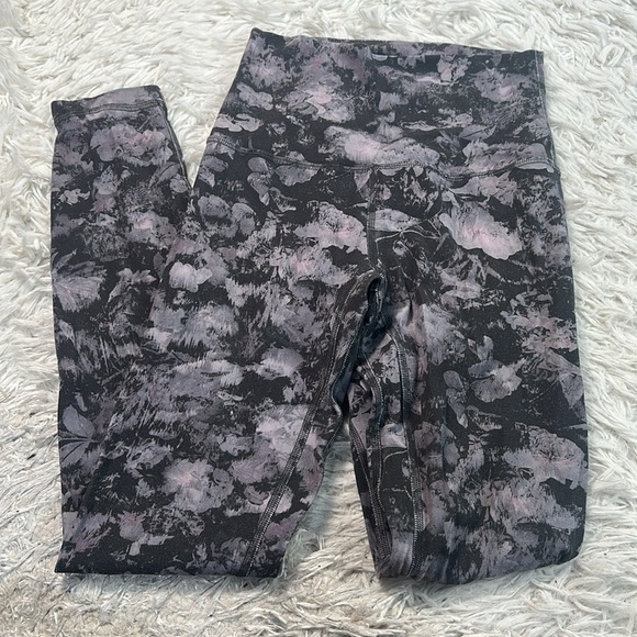 Lululemon Align Pant II 25" Floral Illusion Ice Grey Multi - Picture 1 of 5